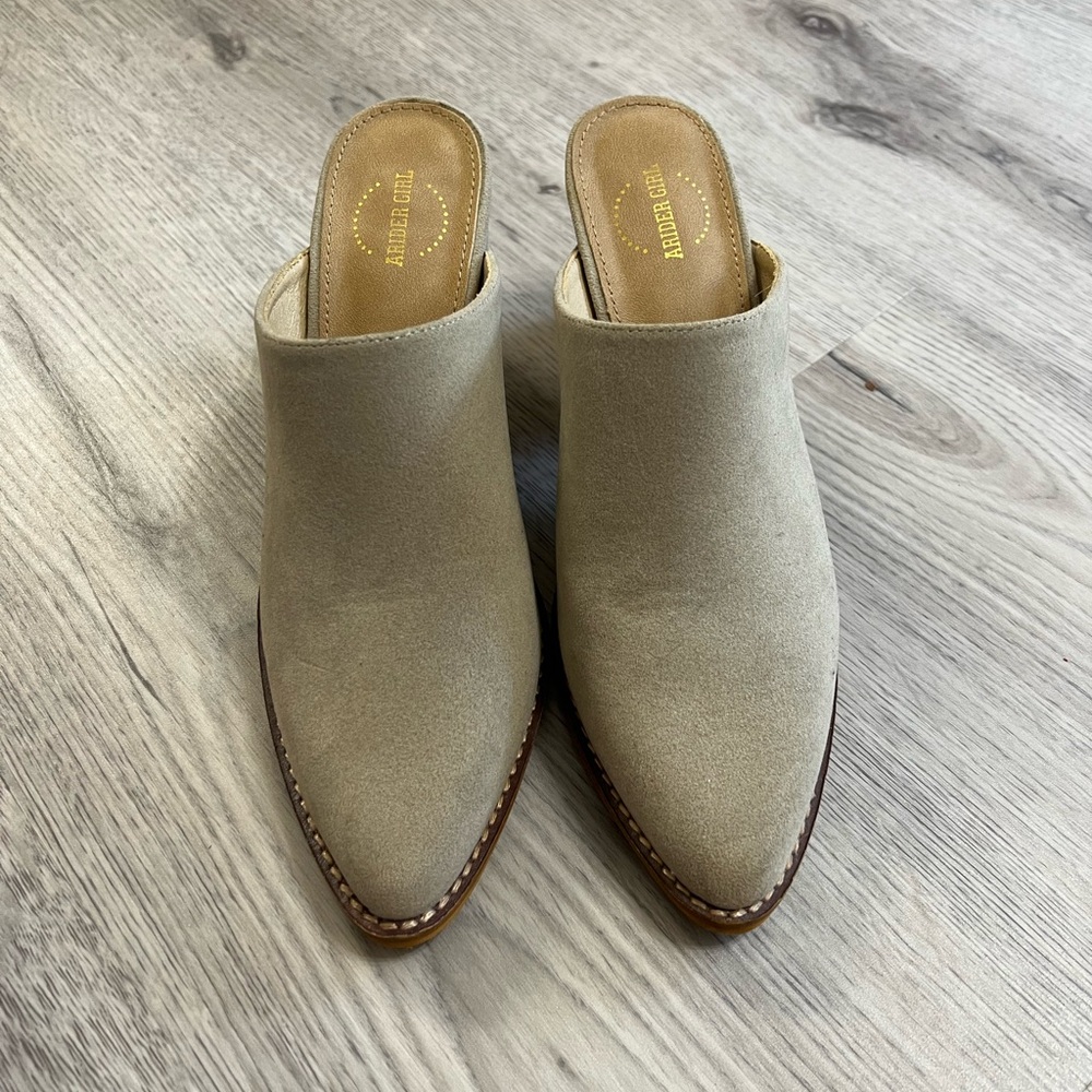 ARiderGirl Womens Heel Pointed Toe Slip-on Mule size 7 - Picture 2 of 7